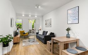 City-Apartment direkt in den Parkanlagen